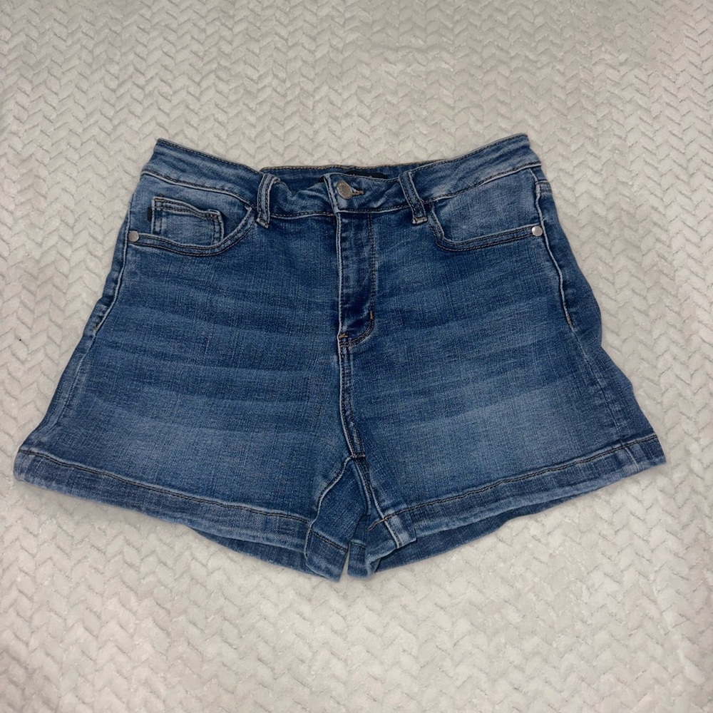 Judy Blue, Non-distressed Blue Jean Shorts